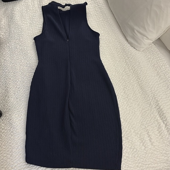 ASTR The Label Mock Neck Sleeveless Navy Ribbed Bodycon Dress Size Large - Picture 7 of 9
